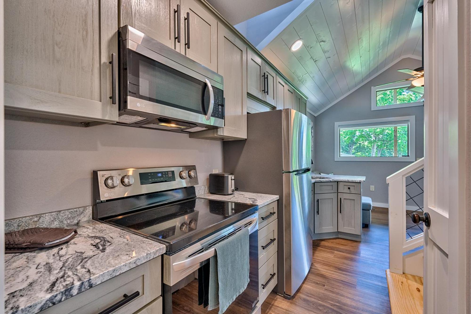 Retreat On The Lake Hiawassee Bagian luar foto
