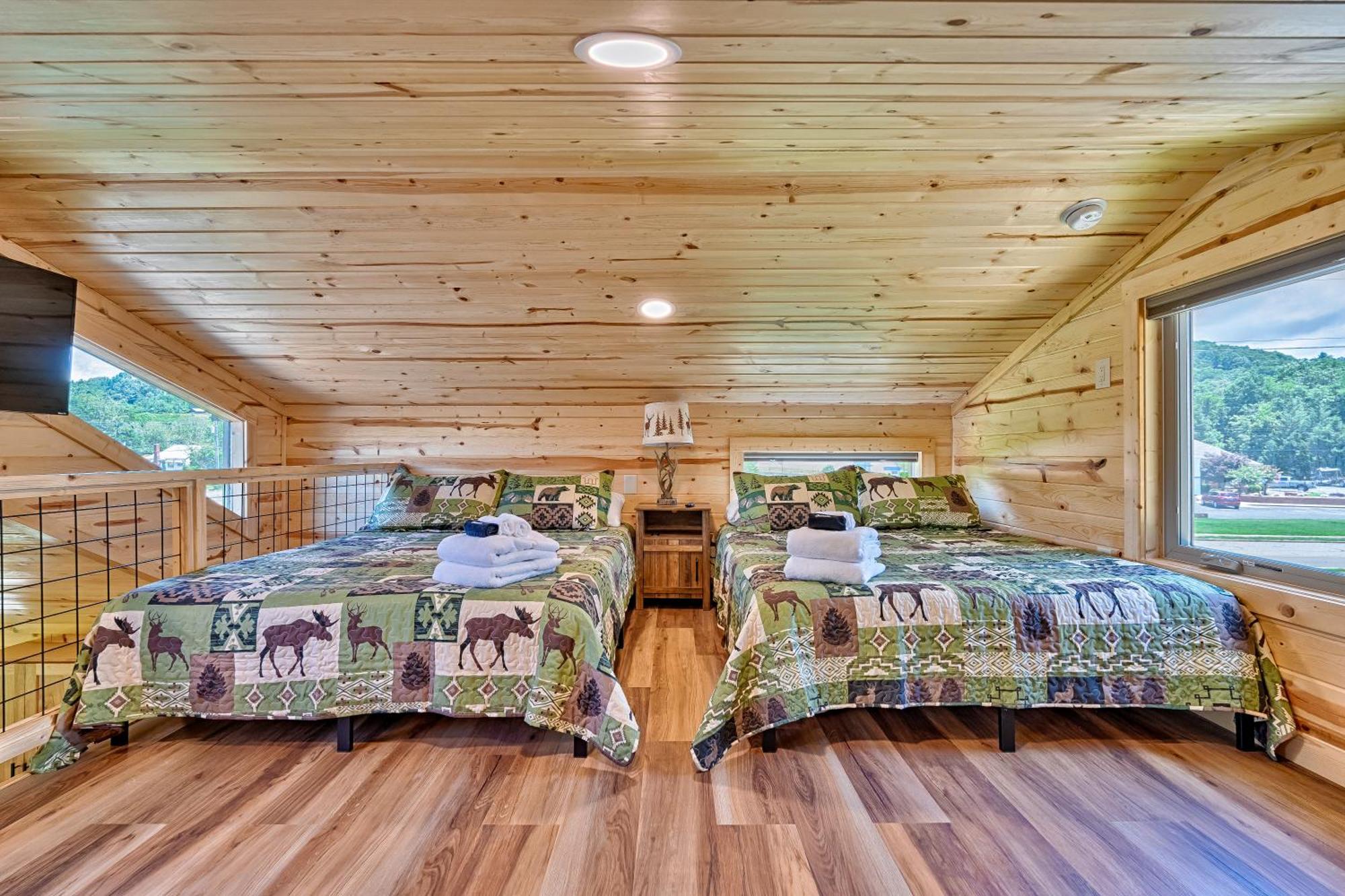Retreat On The Lake Hiawassee Bagian luar foto