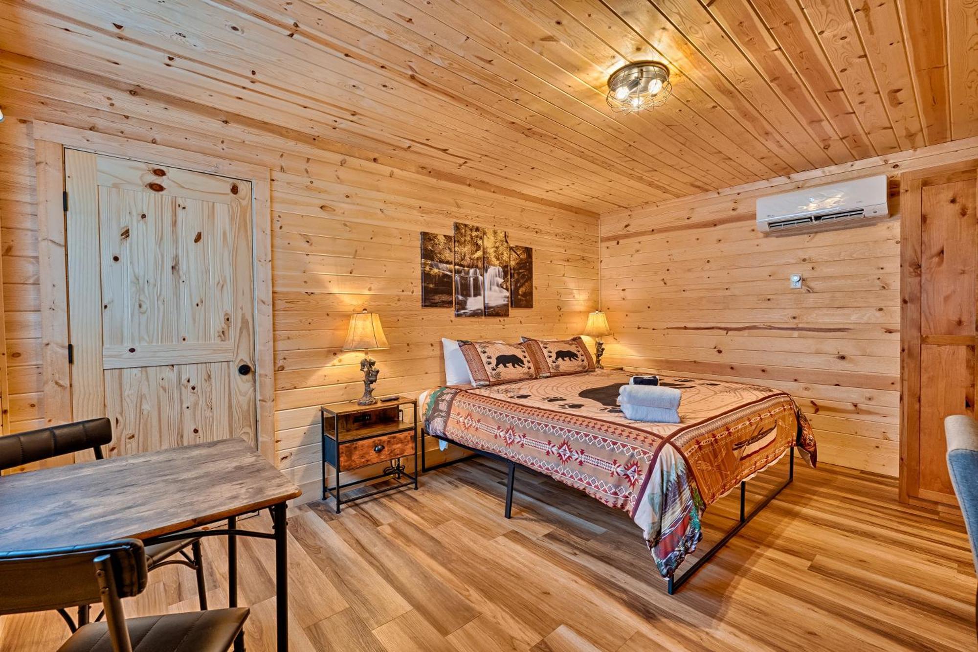 Retreat On The Lake Hiawassee Bagian luar foto
