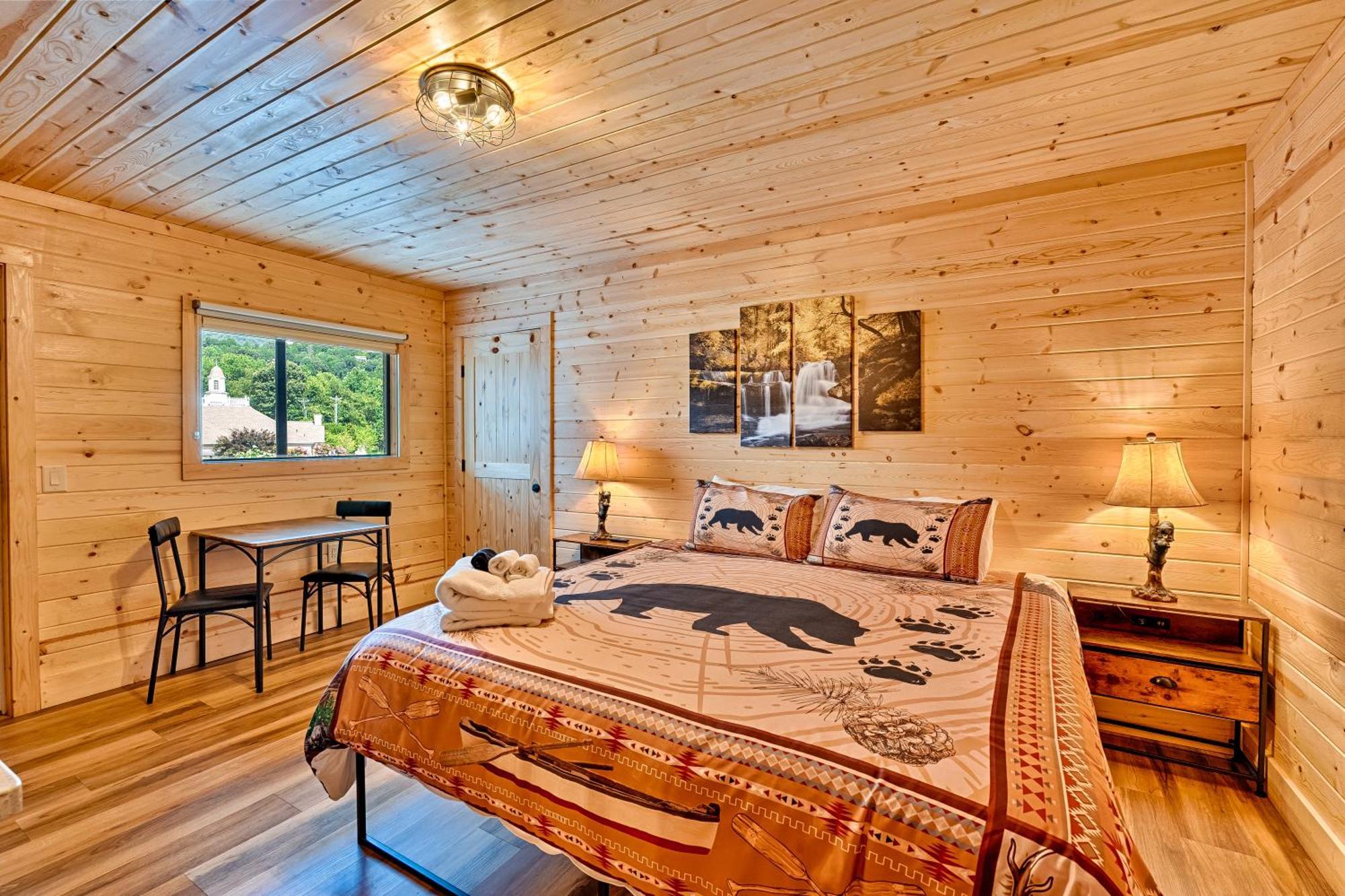 Retreat On The Lake Hiawassee Bagian luar foto